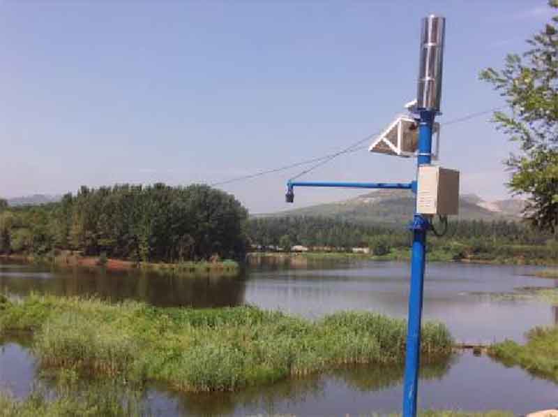 超聲波液位計正在測液位