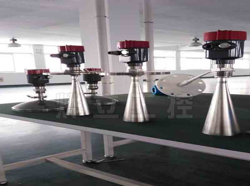 桿式導波雷達液位計